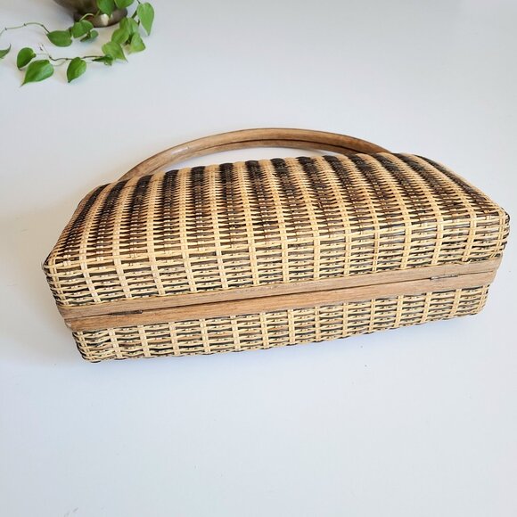 Vintage large midcentury straw/wicker bag. - Picture 2 of 7